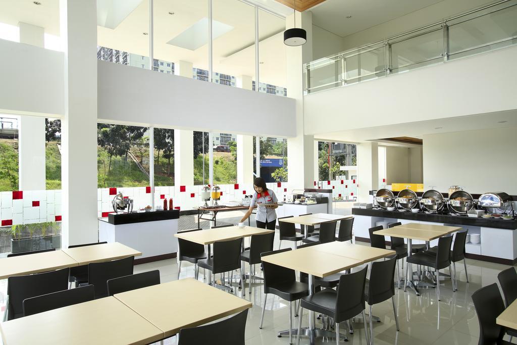 Amaris Hotel Bekasi Barat Екстериор снимка